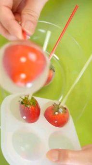 自制香蕉草莓果冻视频